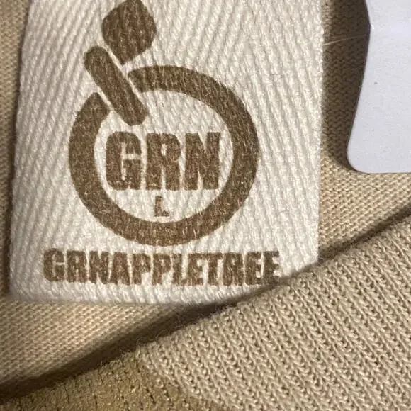 Vintage GRNAPPLETREE Men's Khaki T-shirt Size Large - Picture 2 of 4
